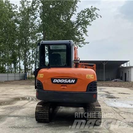 Doosan DH 60-7 Mini pelle < 7t