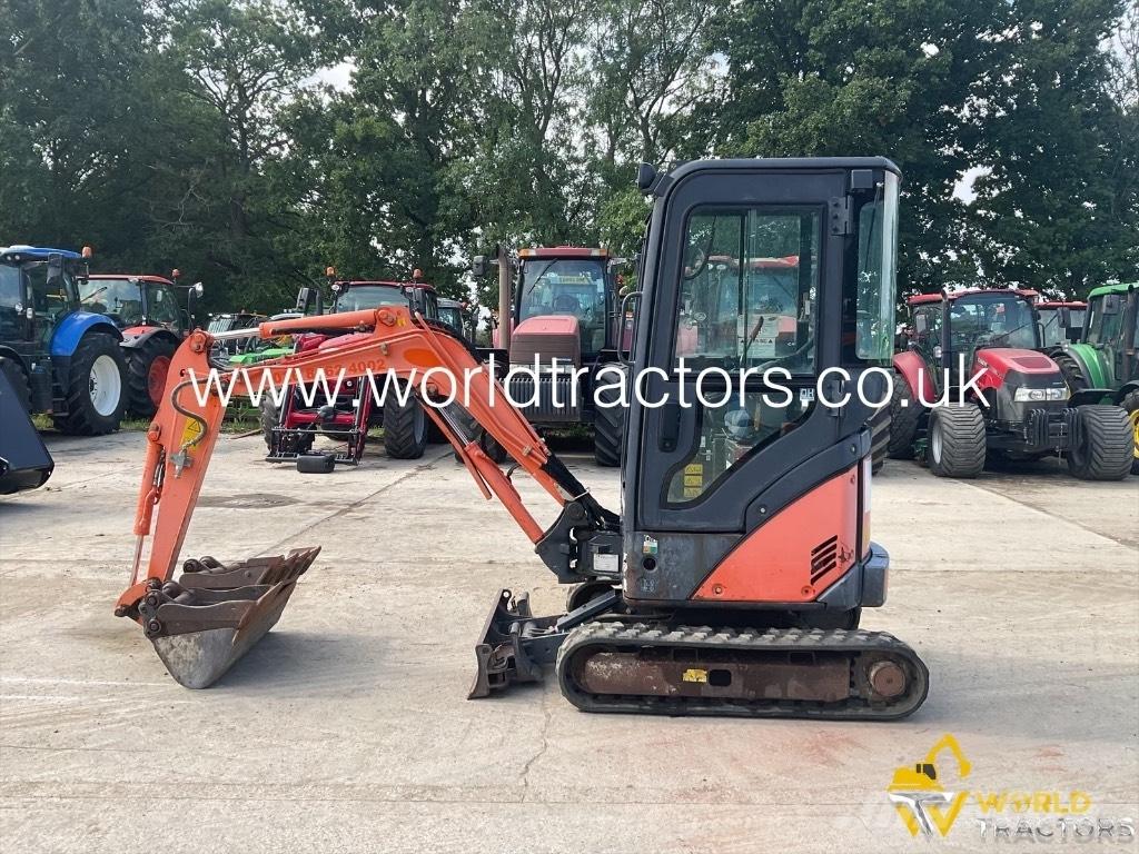 Hitachi ZX 17 U-2 Mini pelle < 7t