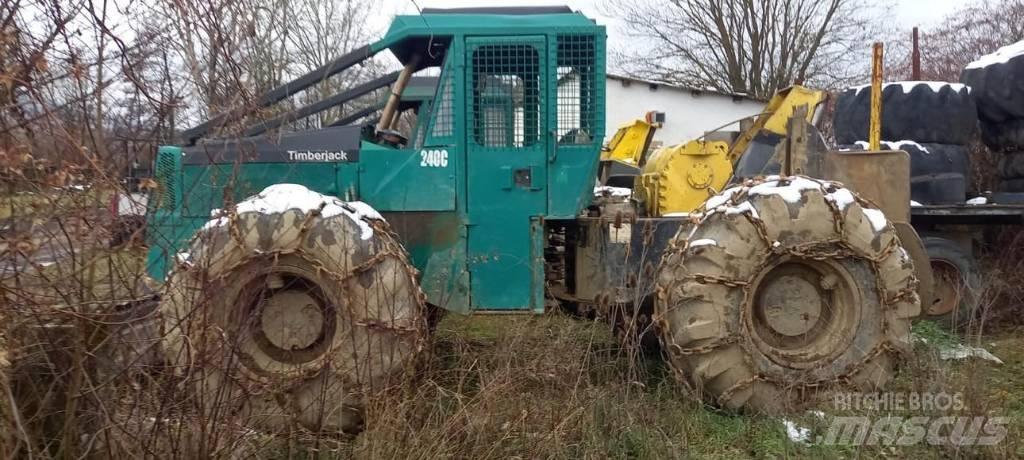 Timberjack 240 C Débusqueur