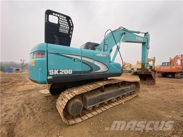 Kobelco SK 200 Pelle sur chenilles