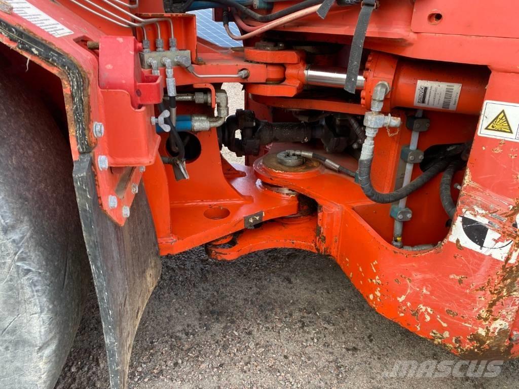 Sandvik Toro LH202 Chargeuses pour exploitations minières souterraines