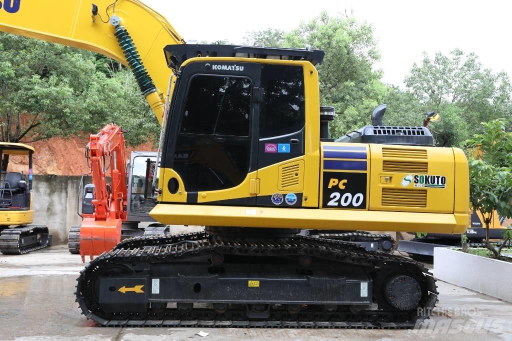Komatsu PC 200-8 Mini pelle < 7t