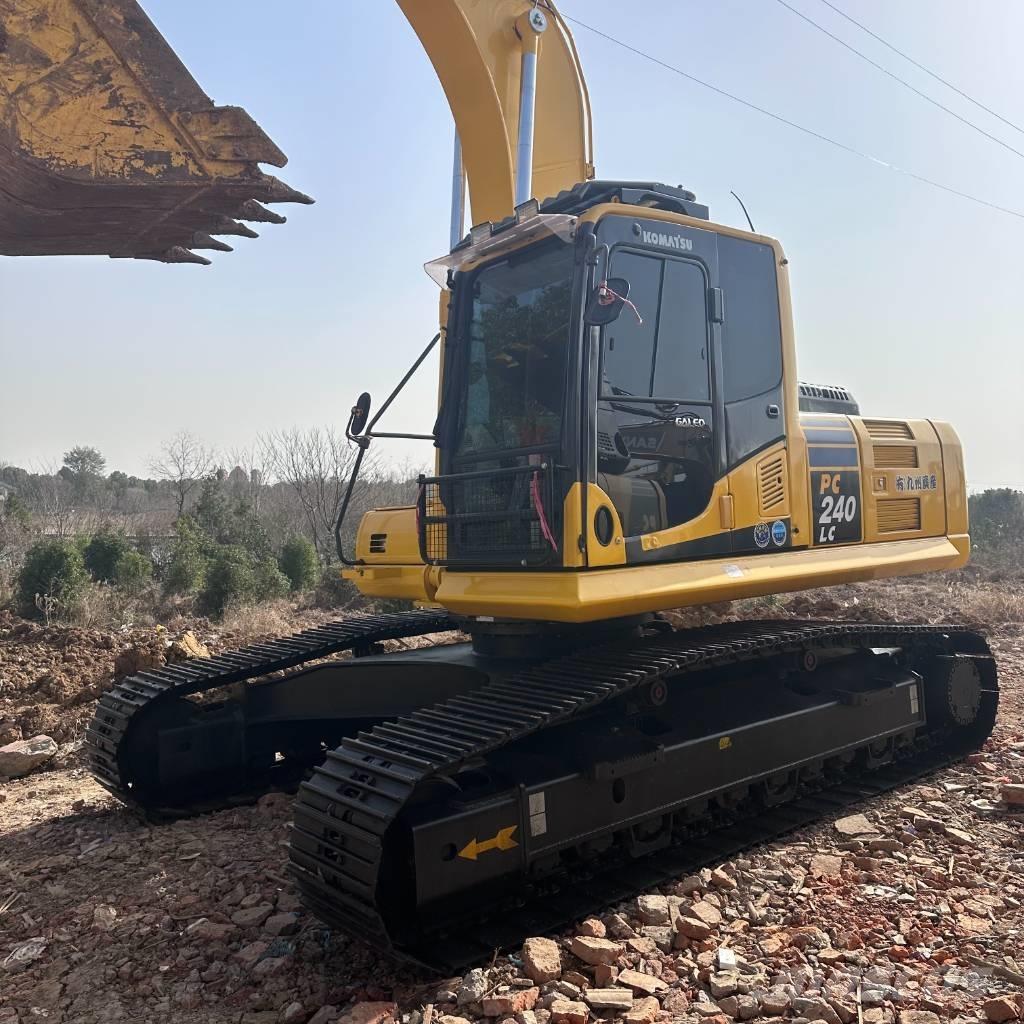 Komatsu PC 240 Pelle sur chenilles