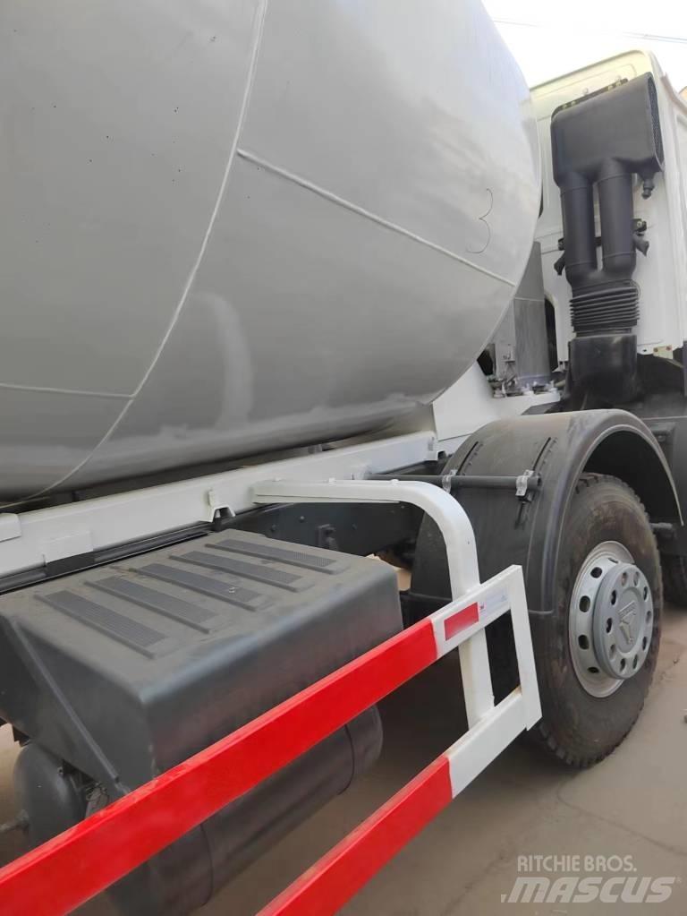 Howo 371 6x4 Camion malaxeur