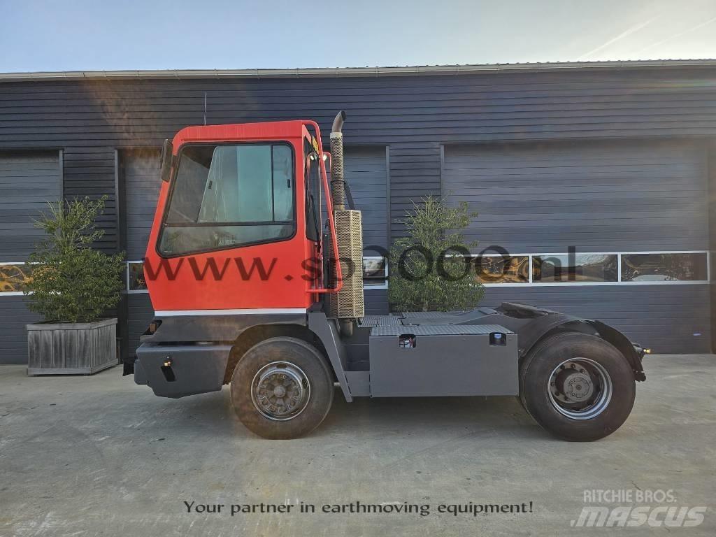 Terberg YT 222 Tracteur de manœuvre