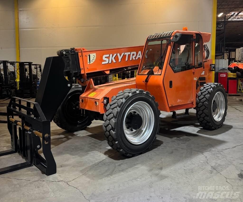 SkyTrak 6042 Chariot télescopique
