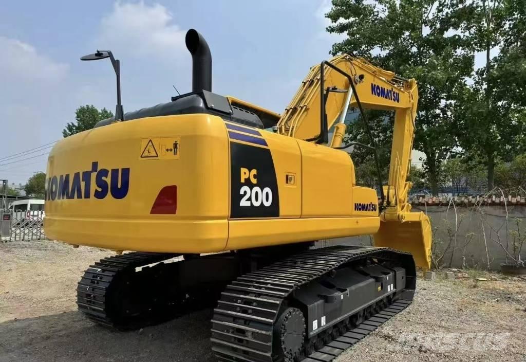 Komatsu PC 200-8 Pelle sur chenilles