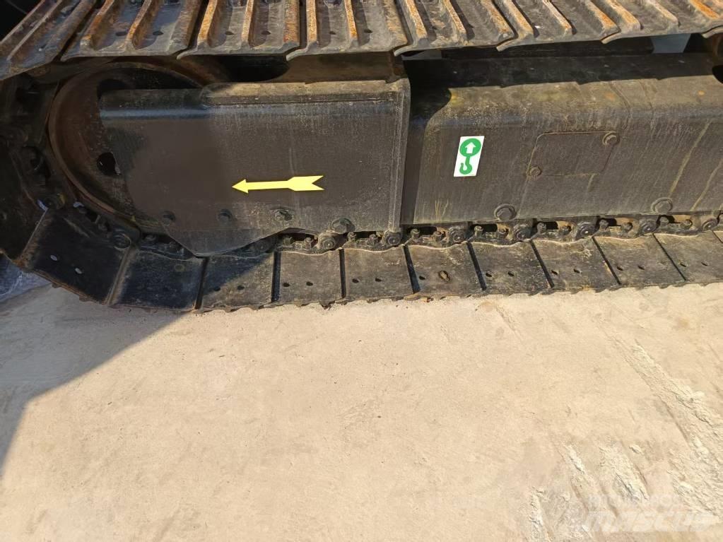 CAT CAT305CCR Mini pelle < 7t