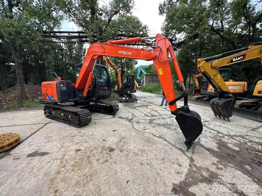 Hitachi ZX 70 Pelle sur chenilles