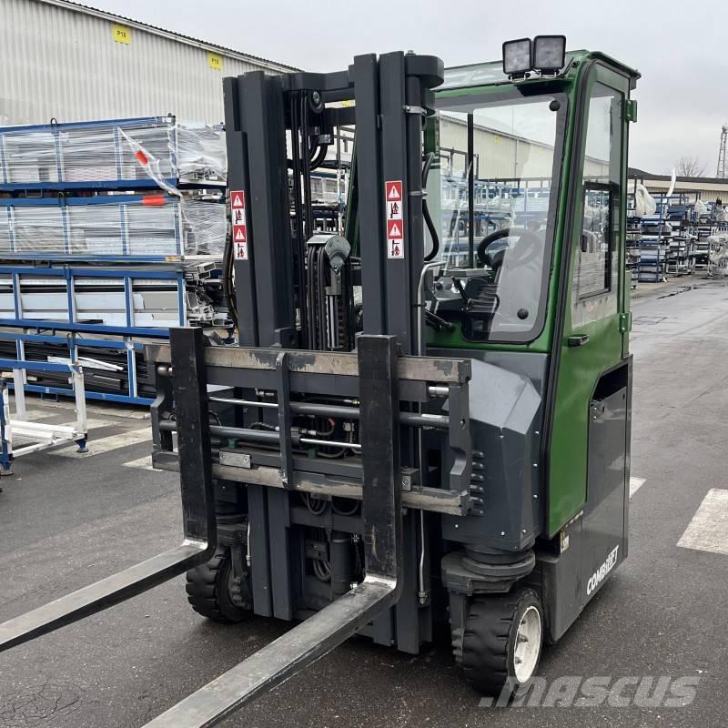 Combilift CBE 2500 Chariot multidirectionnel