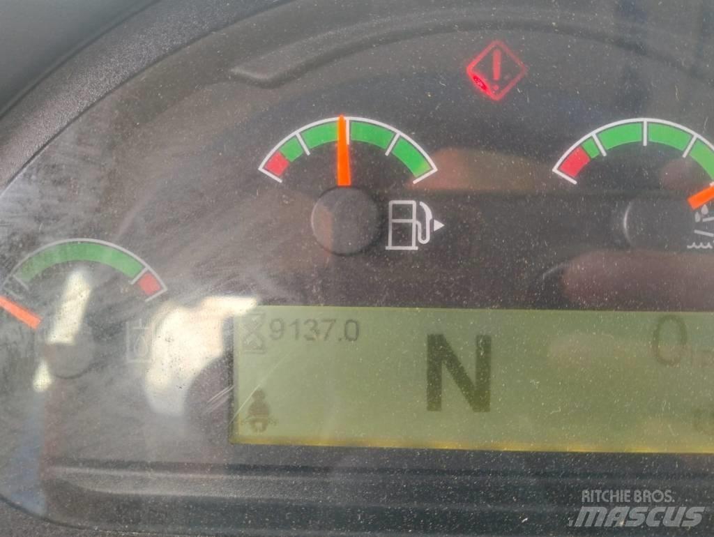 CAT 938 M Chargeuse sur pneus