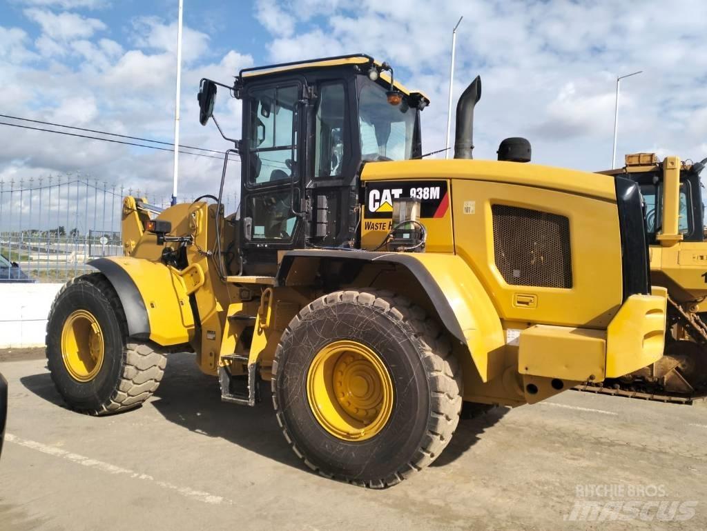 CAT 938 M Chargeuse sur pneus