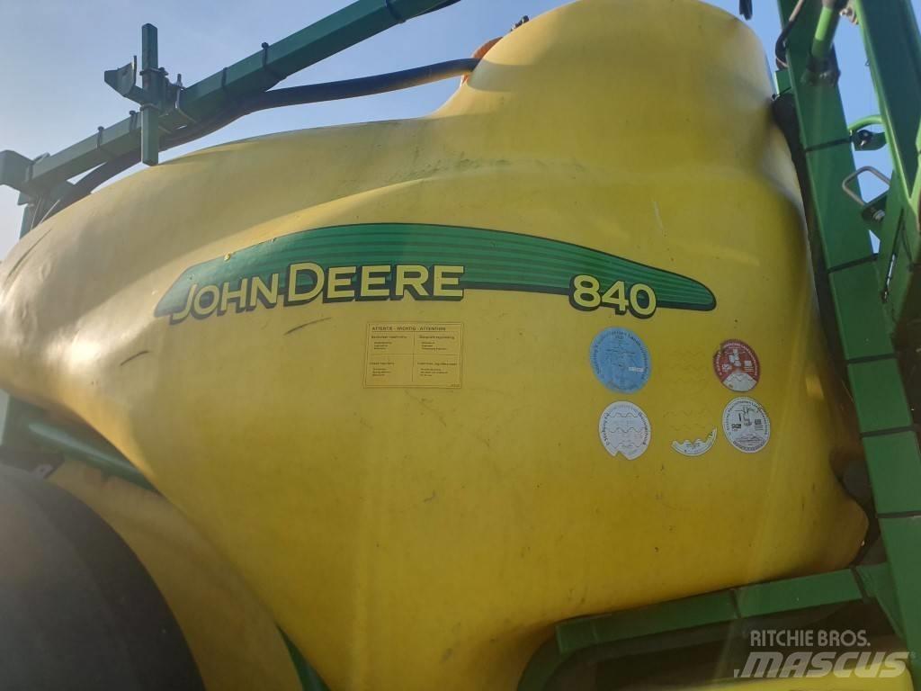 John Deere 840 Pulvérisateurs traînés