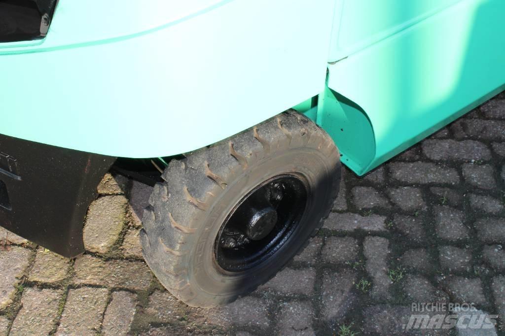 Mitsubishi FD25N Chariots diesel