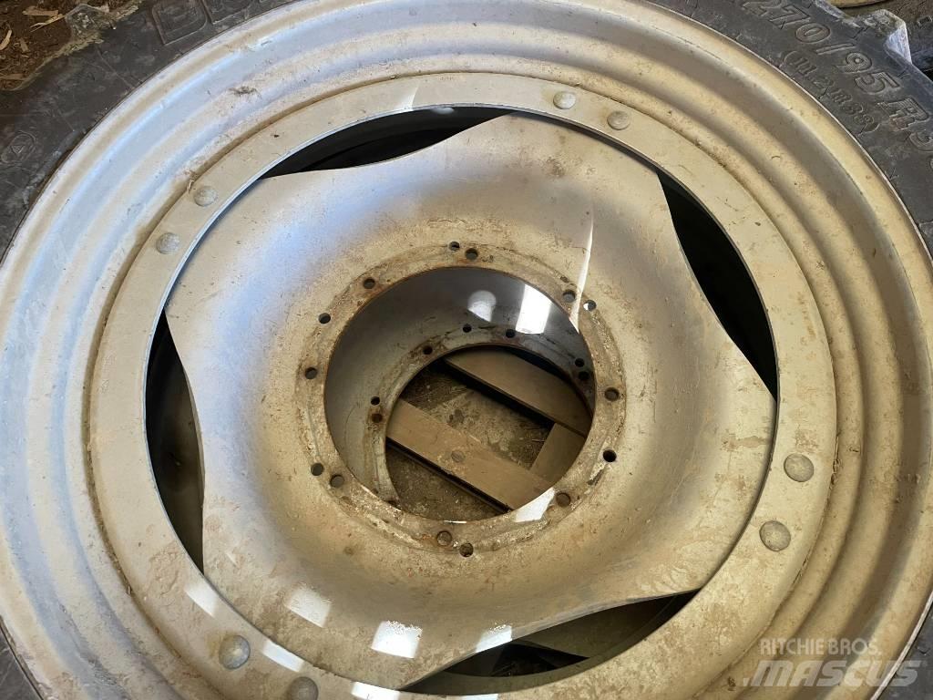  Radodlingshjul BKT Autres équipements pour tracteur