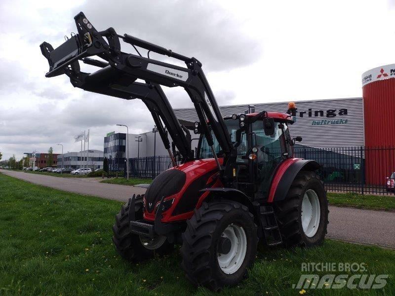 Valtra A 114 HT4 Tracteur