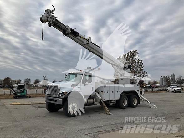 Altec D3060BTR Camion nacelle