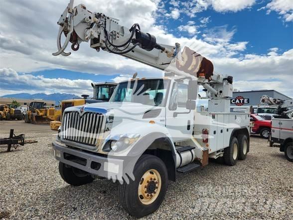 Altec D3060BTR Camion nacelle