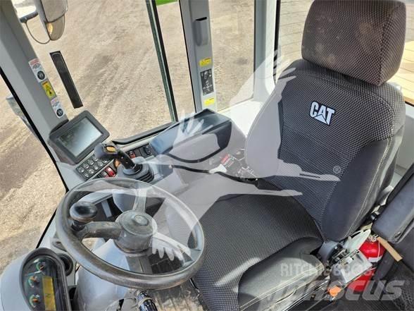 CAT 930M Chargeuse sur pneus
