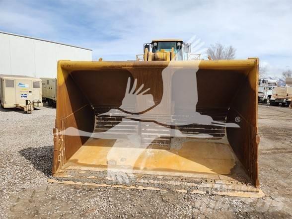 CAT 988H Chargeuse sur pneus