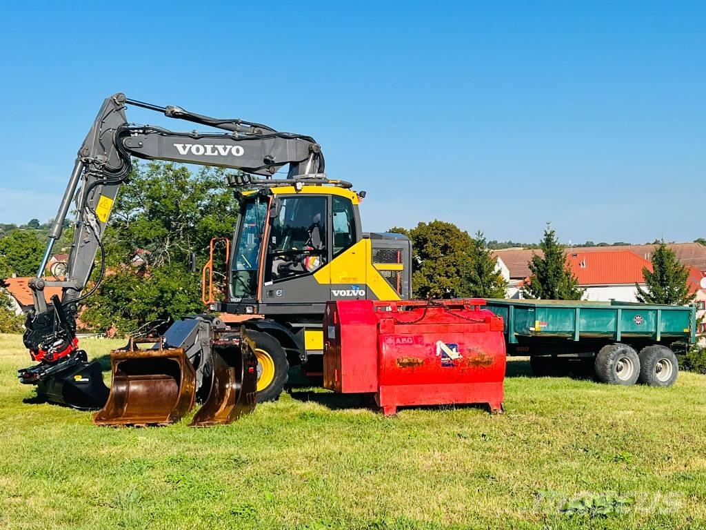 Volvo EWR 150 E Pelle sur pneus