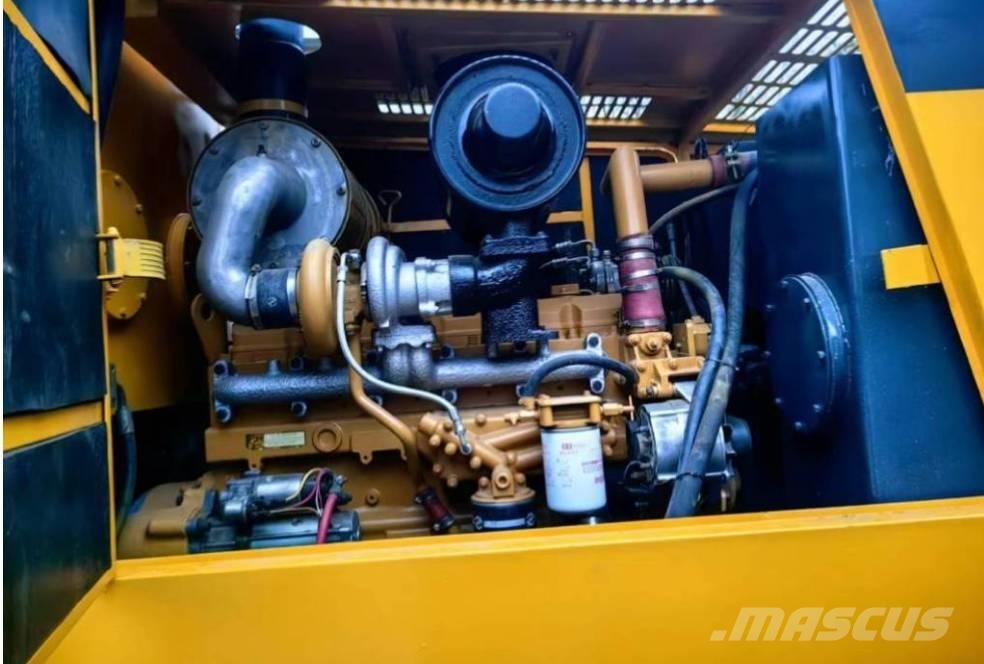 XCMG GR 2153 Niveleuse