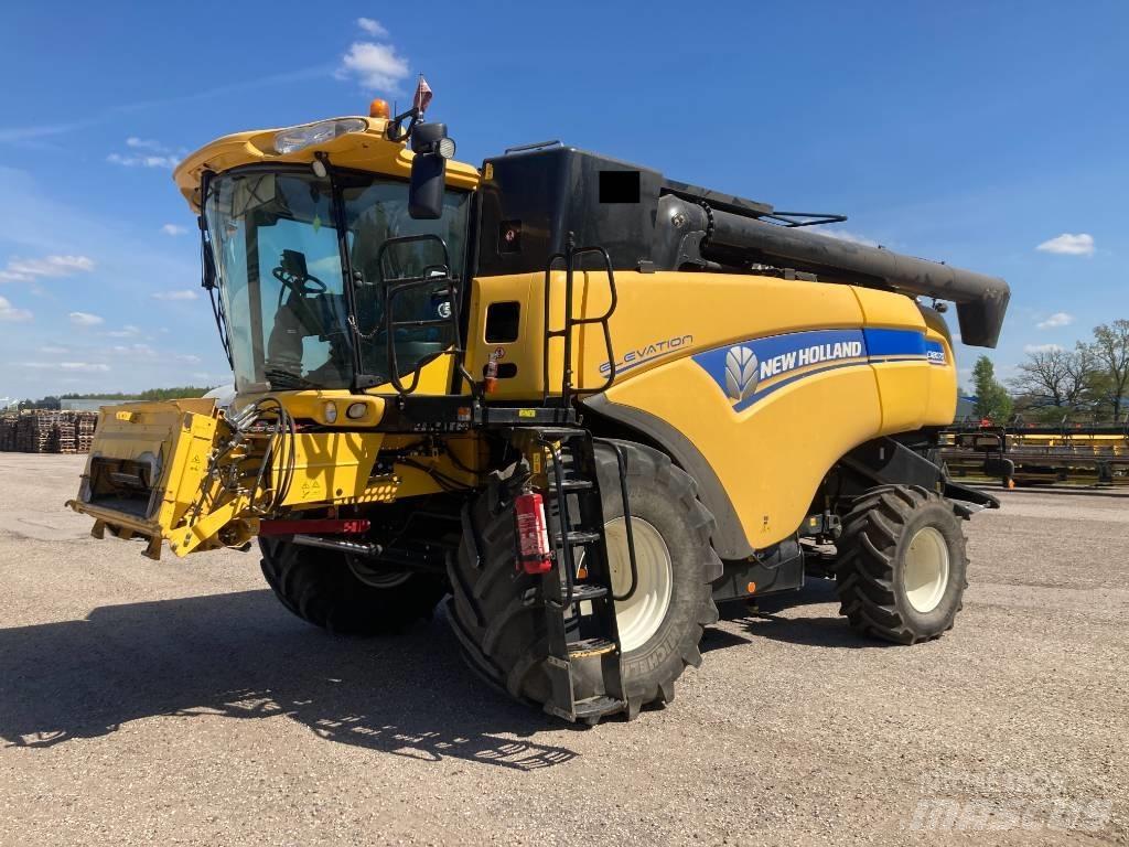 New Holland CX 8070 Moissonneuse batteuse