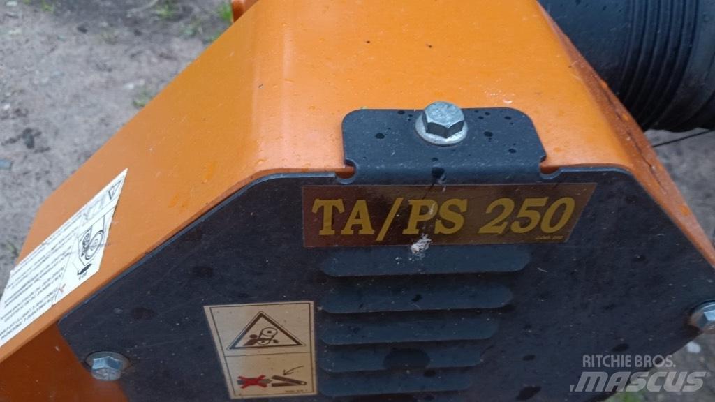 Berti TĀ/PS 250 Tondeuses tractées