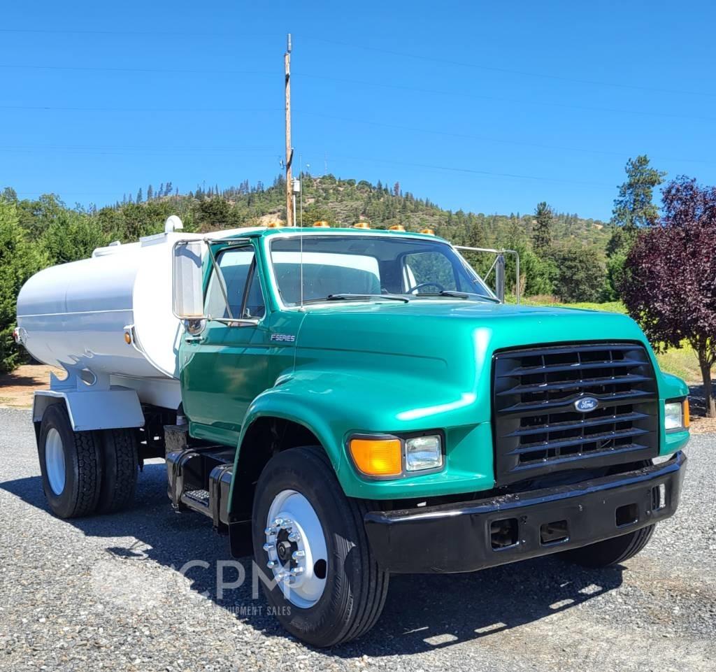 Ford FSeries Camion citerne à eau