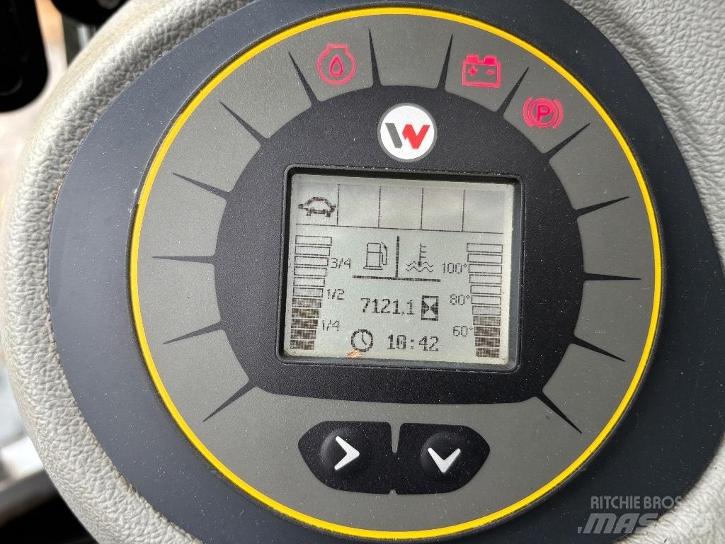 Wacker Neuson EW 100 Pelle sur pneus