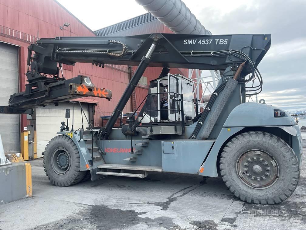 SMV SMV 4537 TB5 Reachstackers