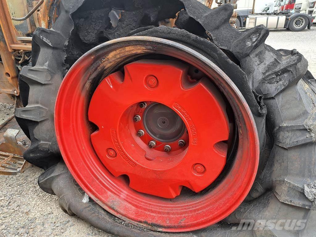 Fendt 724 Vario Tracteur
