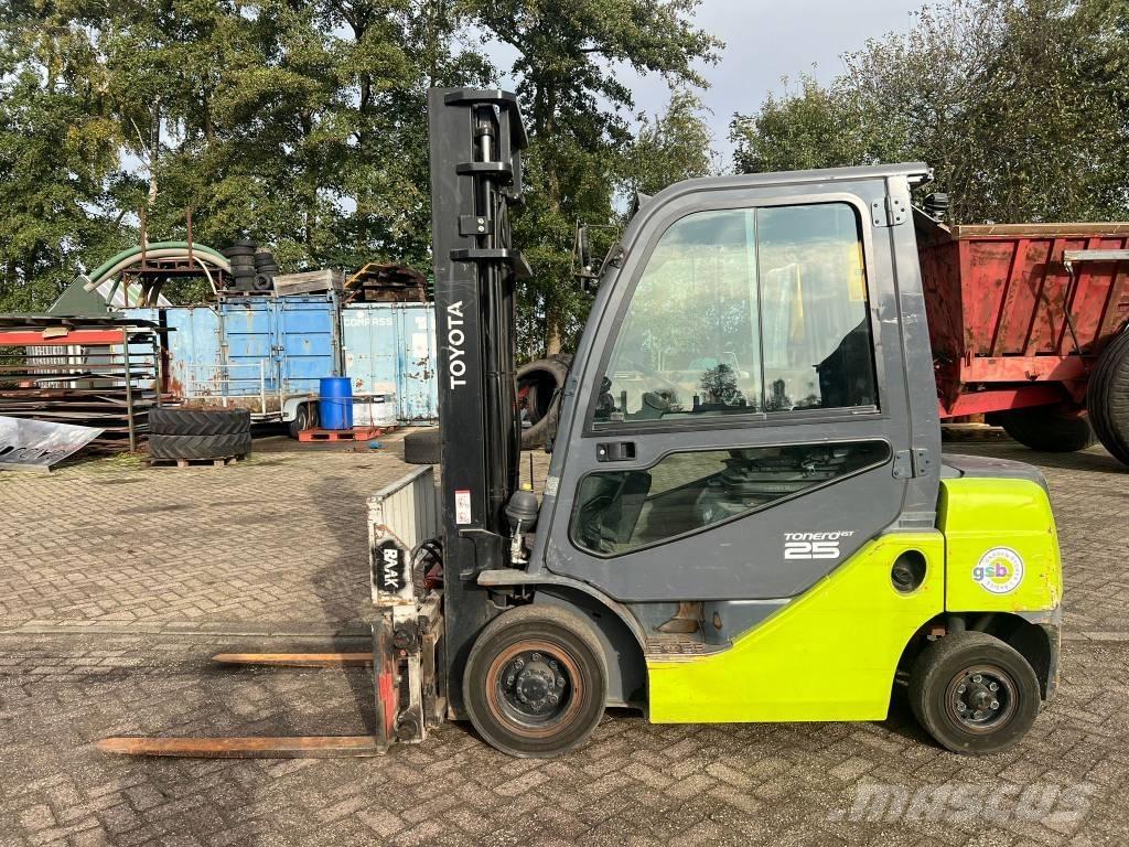 Toyota 06-8FD25F Chariots diesel