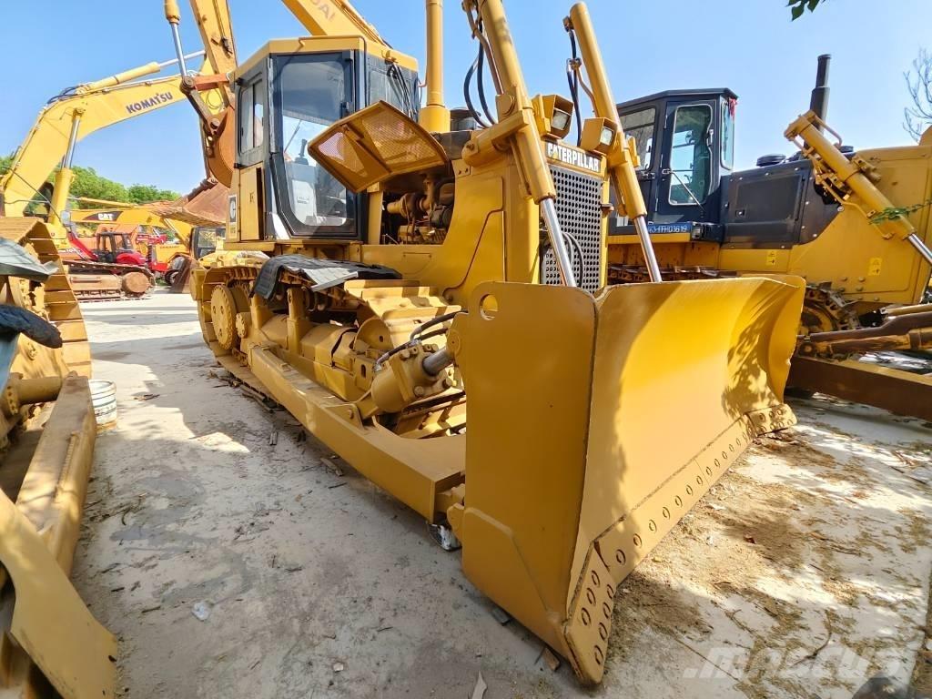 CAT D 7 G Niveleuse