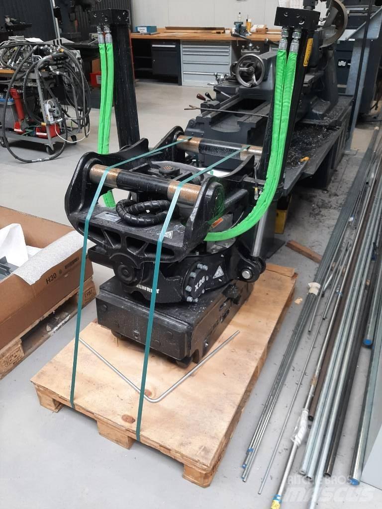 Steelwrist X26 S70 Pelle sur chenilles