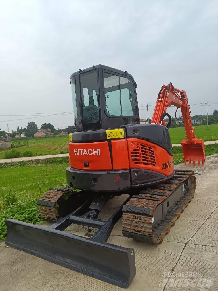 Hitachi ZX50U Mini pelle < 7t