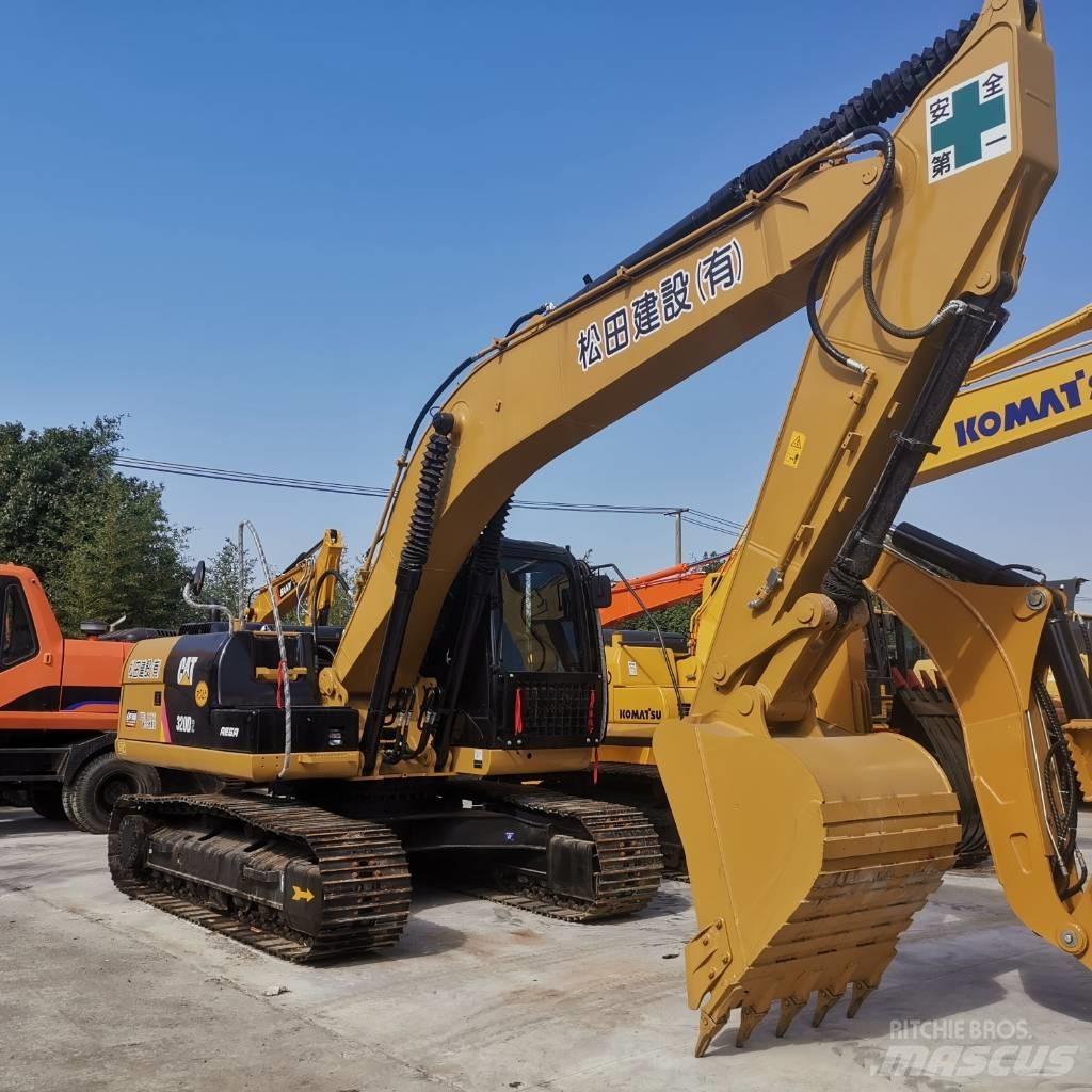 CAT 320 D Pelle sur chenilles