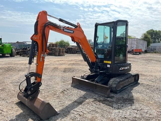 Doosan DX 27 Z Mini pelle < 7t