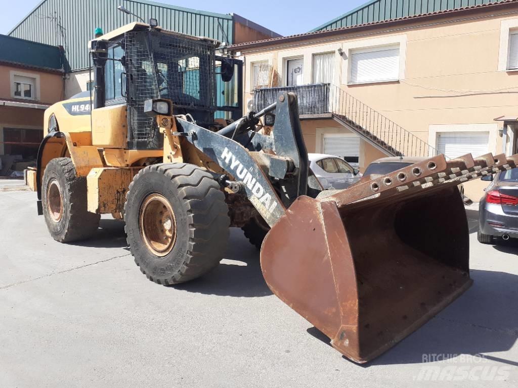 Hyundai HL 940A Chargeuse sur pneus