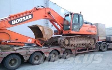Doosan DX 380 LC Pelle sur chenilles