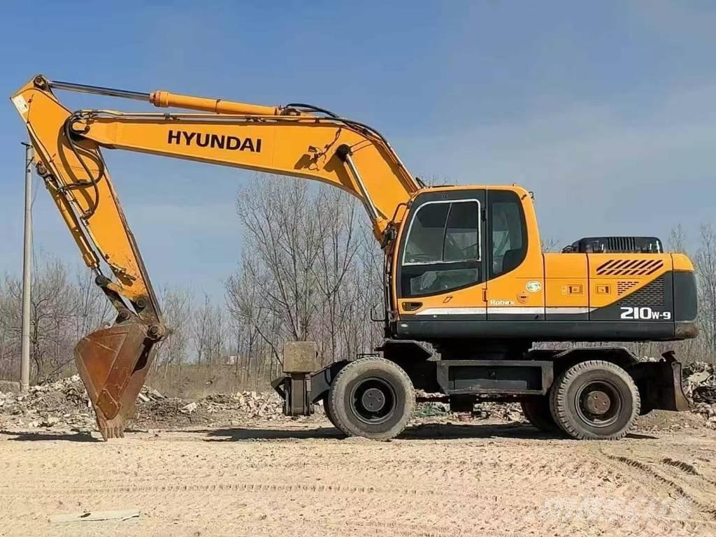 Hyundai R 260 LC-9S Pelle sur chenilles