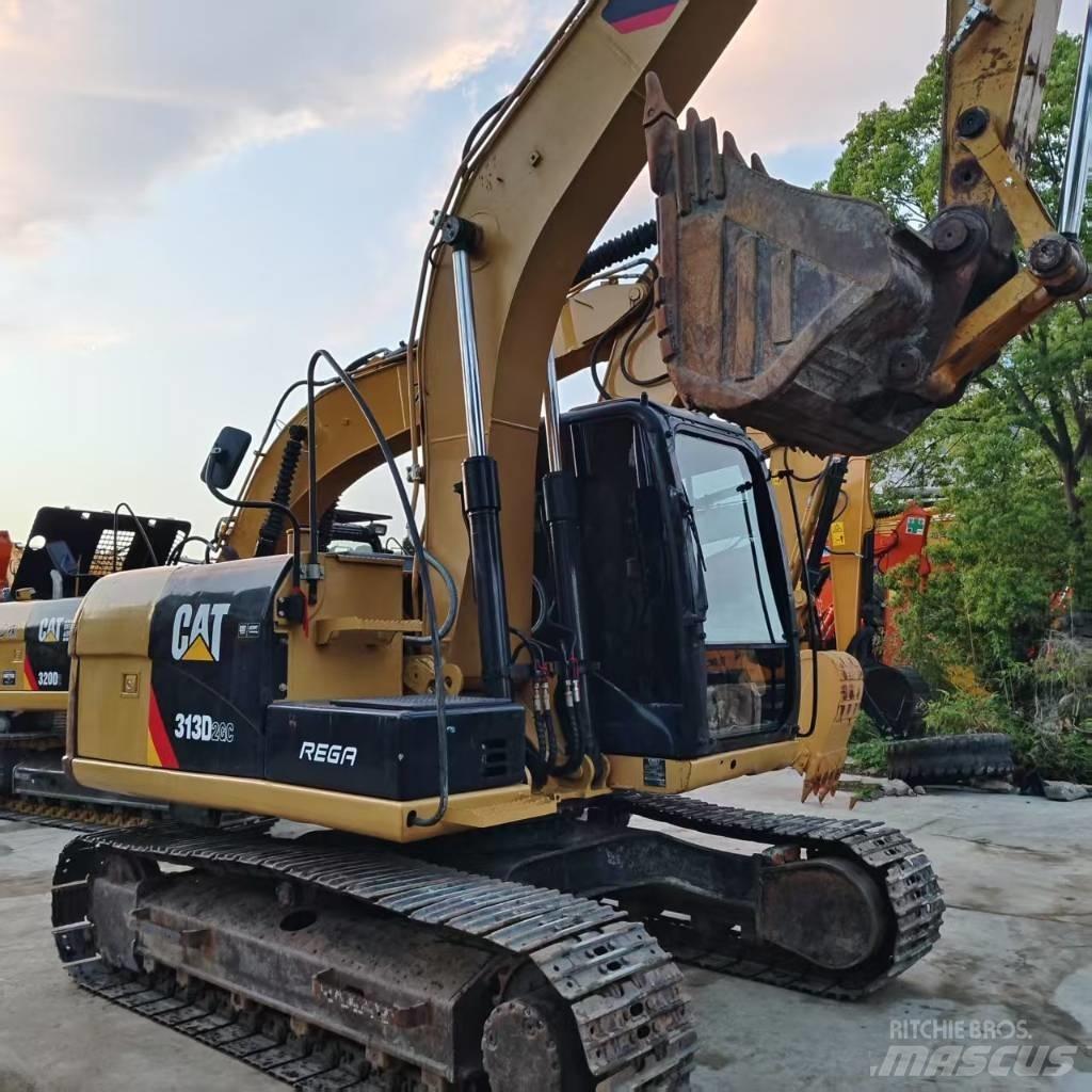 CAT 313 D Pelle sur chenilles