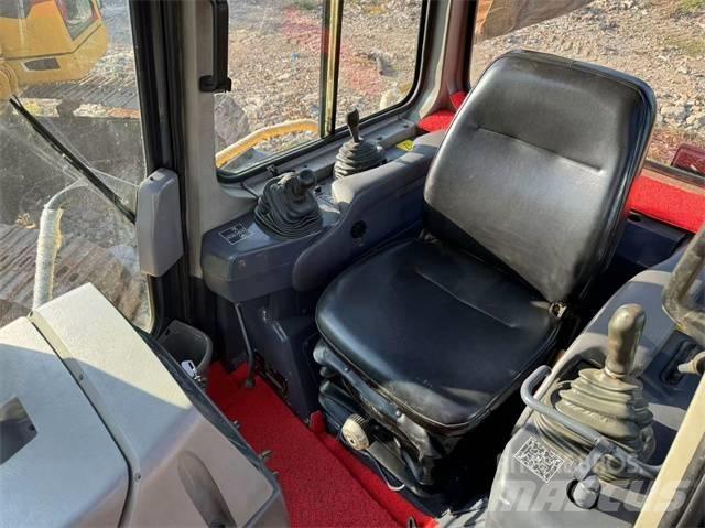 Komatsu D 85 Bouteurs sur chenilles