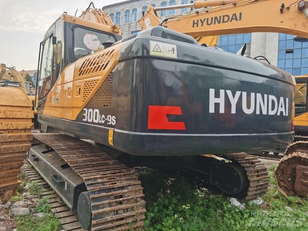 Hyundai R300LC-9S Pelle sur chenilles