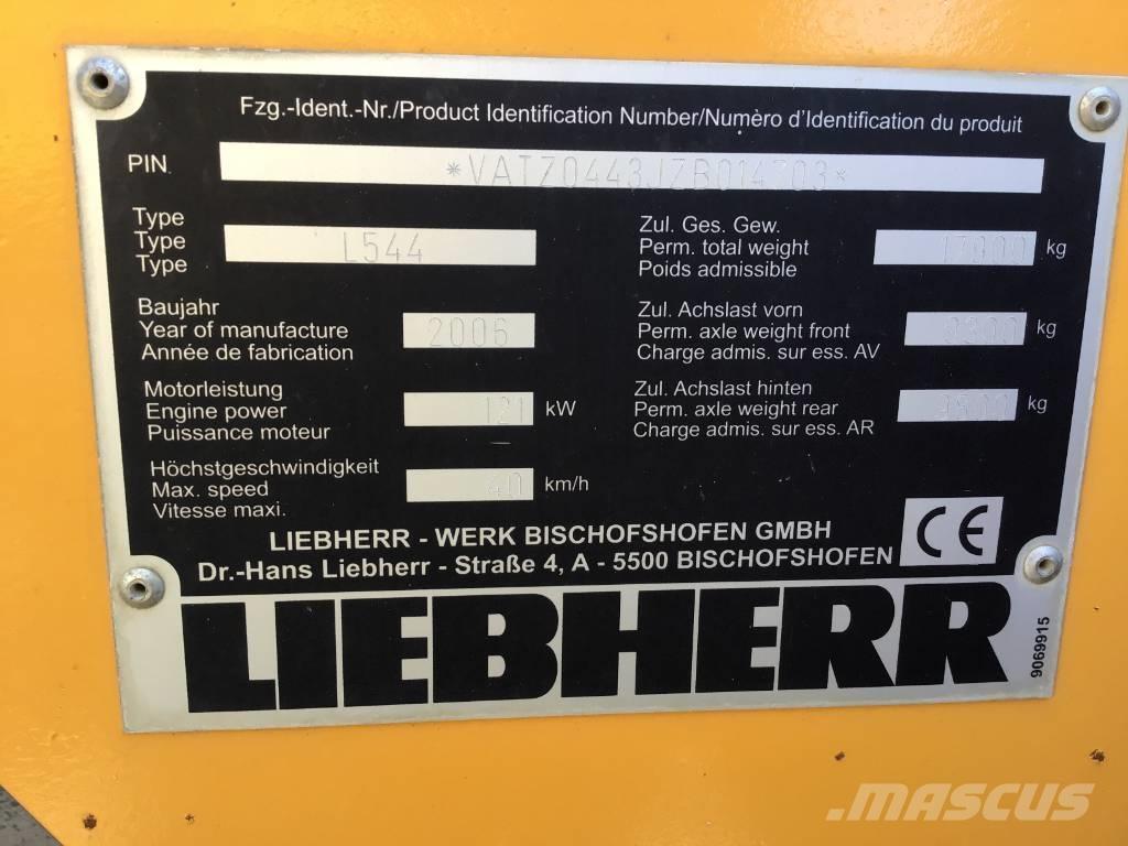 Liebherr L 544 Chargeuse sur pneus