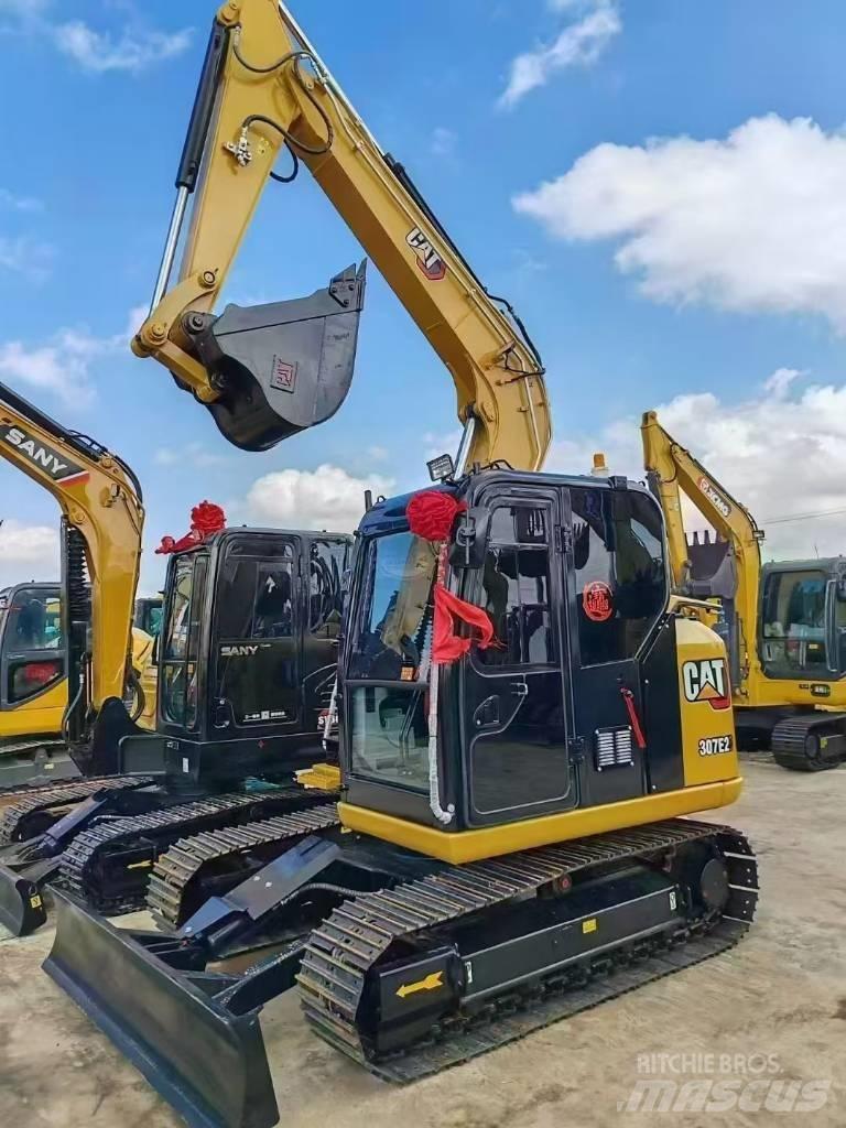 CAT 307E2 Pelle sur chenilles