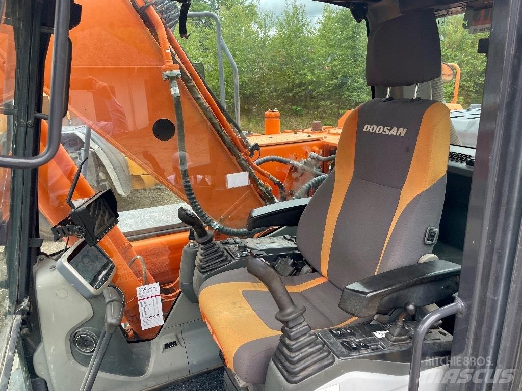 Doosan DX 180 LC-3 Pelle sur chenilles