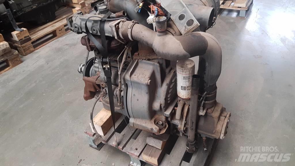 Deutz F2M2011 Moteur