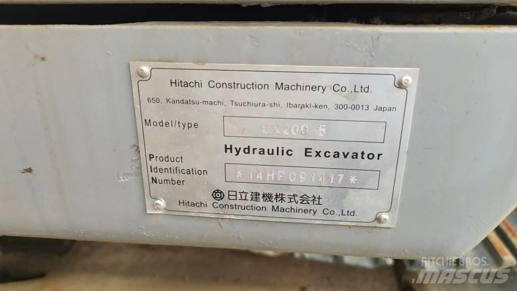 Hitachi EX 200-5 Pelle sur chenilles