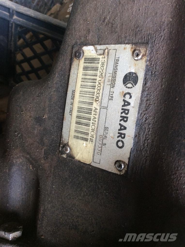 Komatsu WB 93 R-2 Transmission